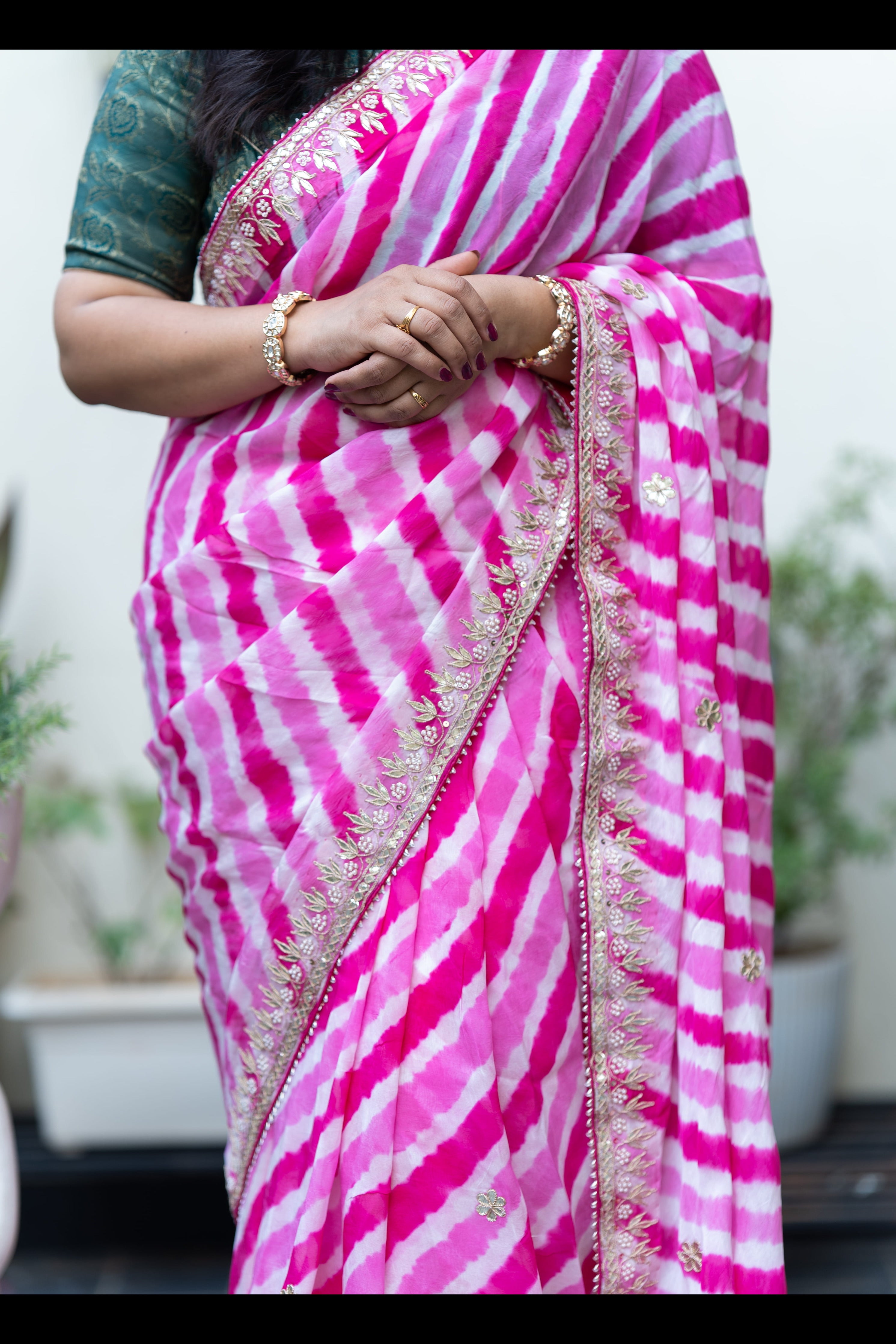 Pure Organza fabric Pink Shaded Leheriya Saree With Pearl And Gotapatti Handwork