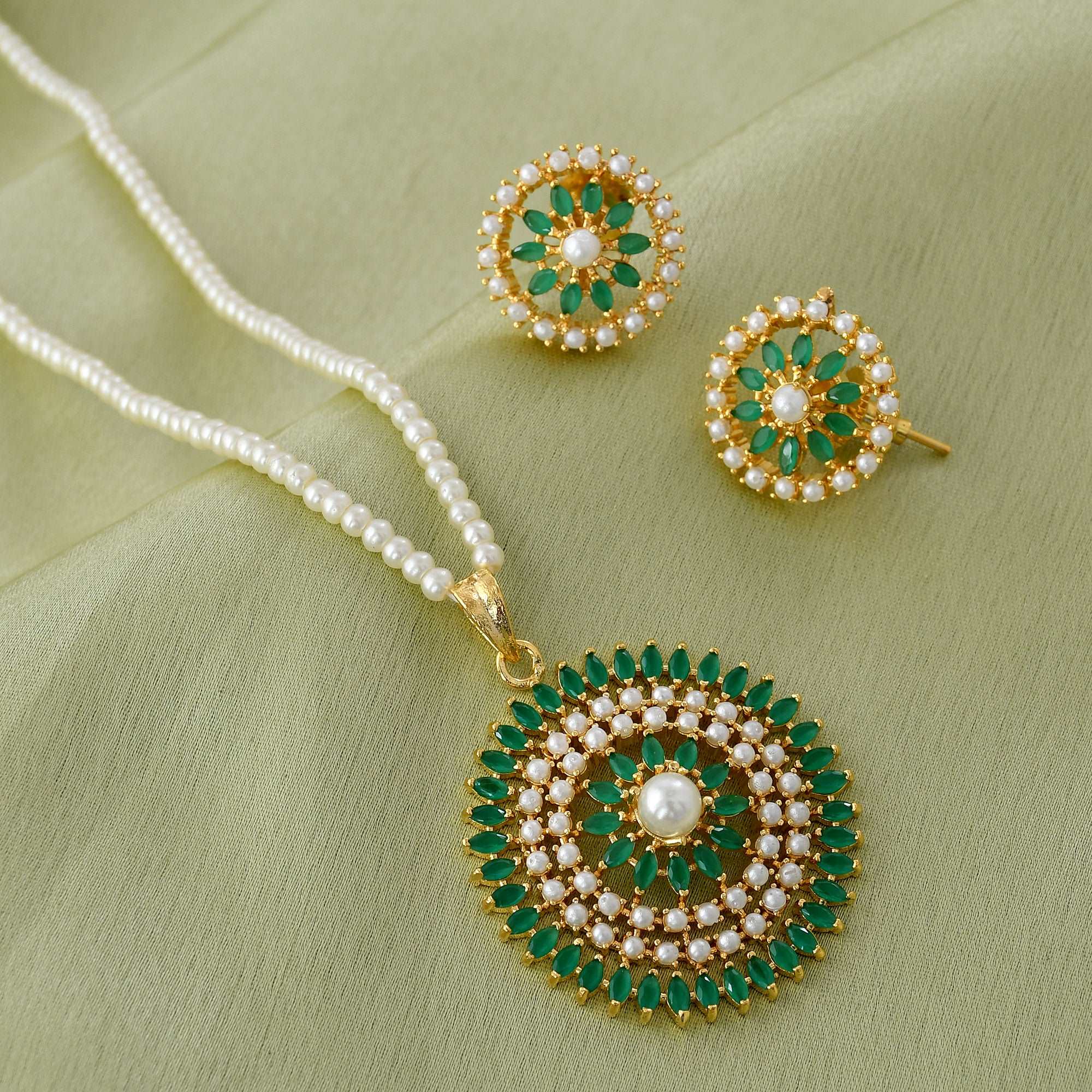 Round Shape Semi-Precious Pendant Set